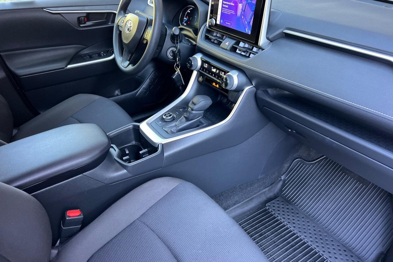 2025 Toyota RAV4 Hybrid LE Roseville CA
