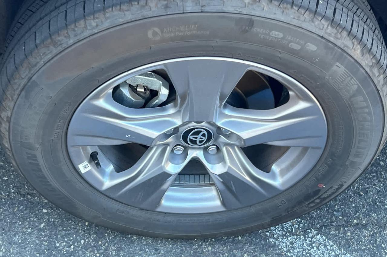 2025 Toyota RAV4 Hybrid LE Roseville CA