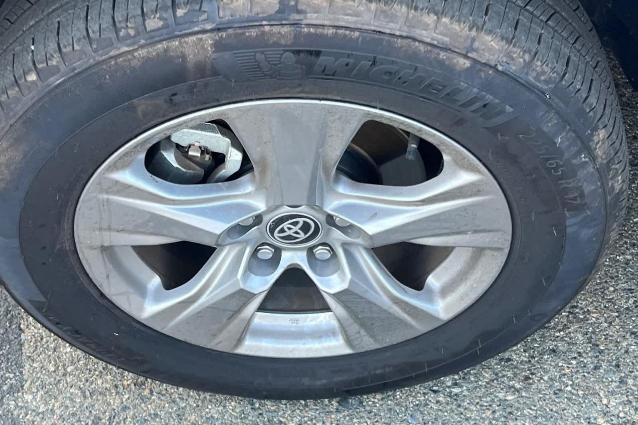 2025 Toyota RAV4 Hybrid LE Roseville CA