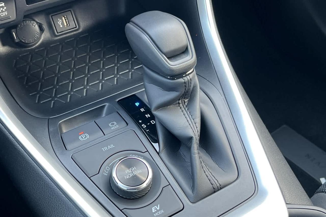 2025 Toyota RAV4 Hybrid LE Roseville CA