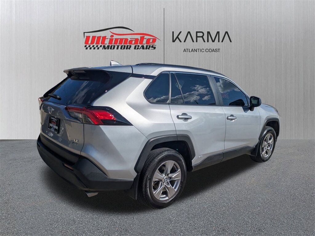 2025 Toyota RAV4 Hybrid LE