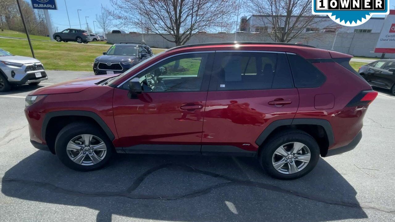 2025 Toyota RAV4 Hybrid LE White River Junction VT