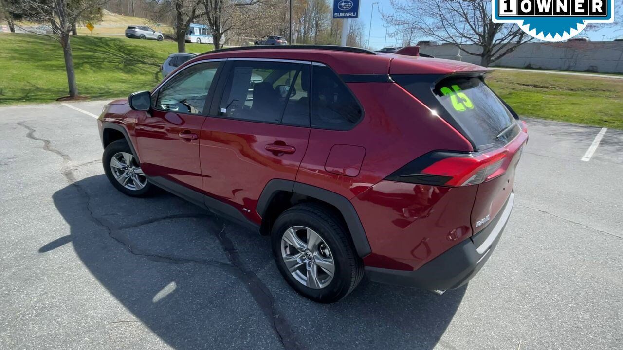 2025 Toyota RAV4 Hybrid LE White River Junction VT