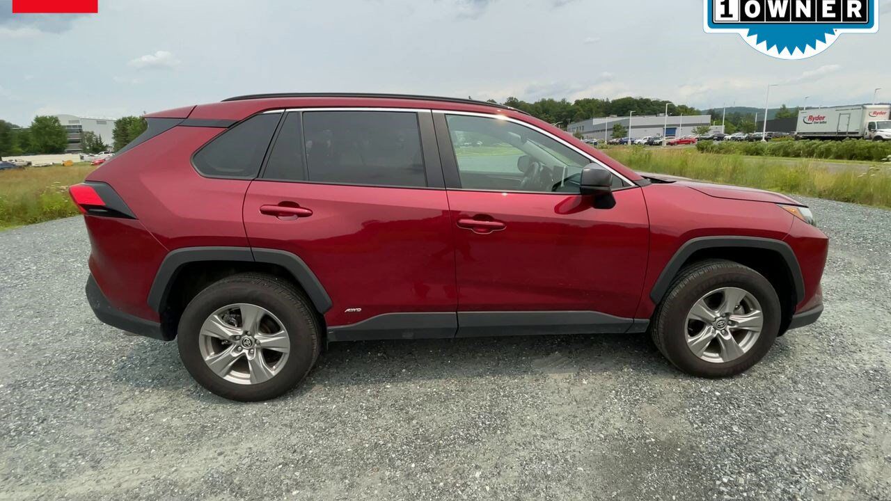 2025 Toyota RAV4 Hybrid LE White River Junction VT