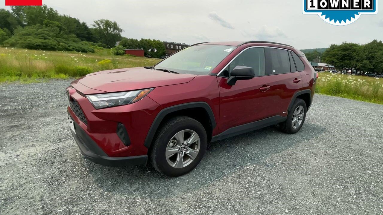 2025 Toyota RAV4 Hybrid LE White River Junction VT