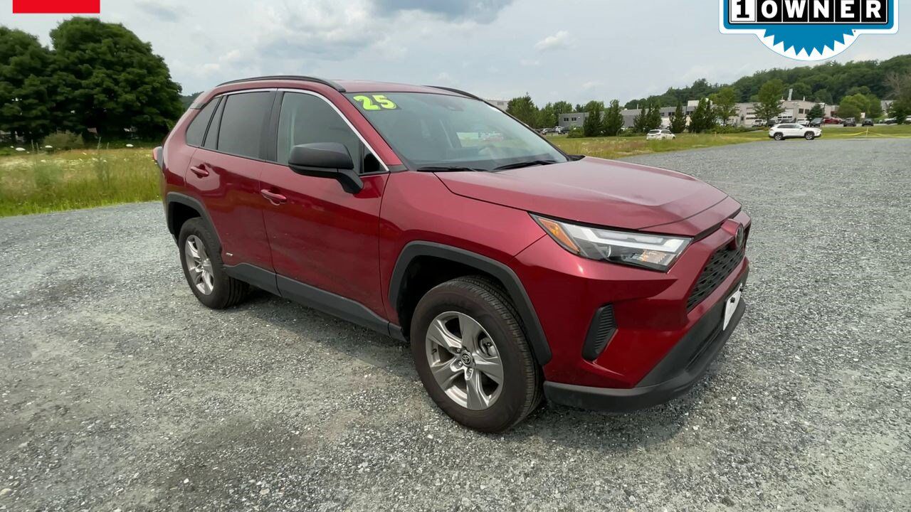 2025 Toyota RAV4 Hybrid LE White River Junction VT