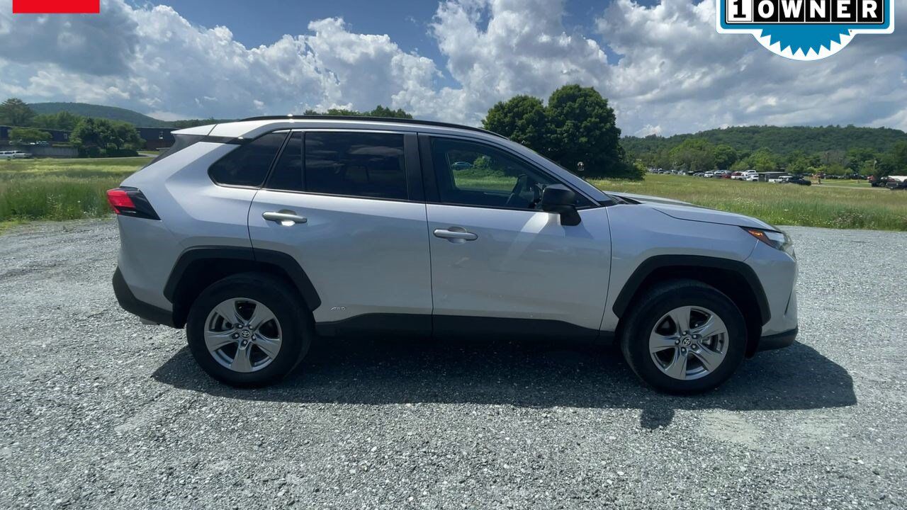 2025 Toyota RAV4 Hybrid LE White River Junction VT
