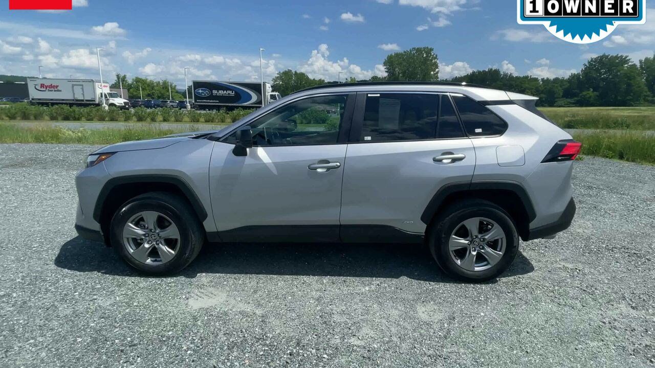 2025 Toyota RAV4 Hybrid LE White River Junction VT