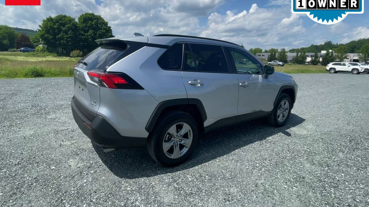 2025 Toyota RAV4 Hybrid LE White River Junction VT