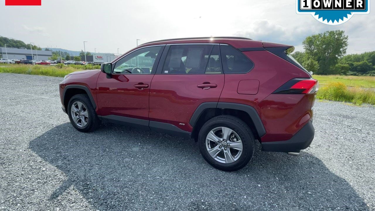 2025 Toyota RAV4 Hybrid LE White River Junction VT