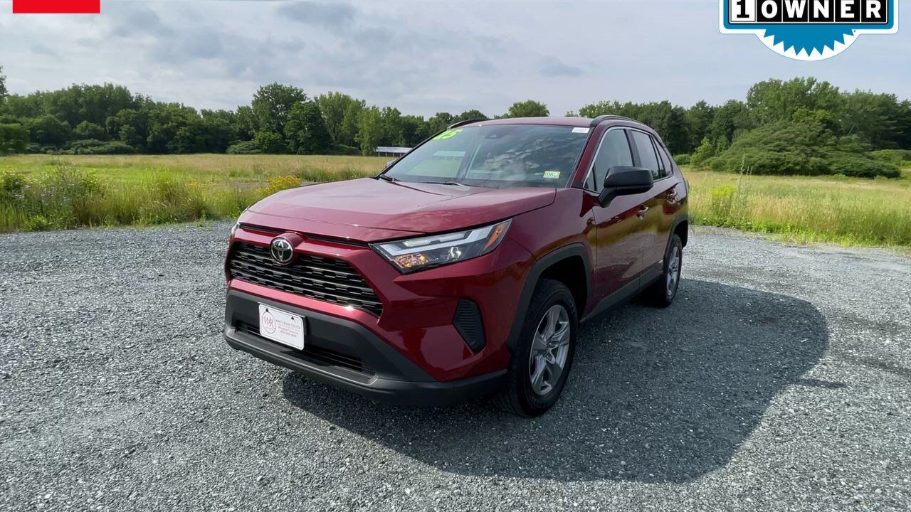 2025 Toyota RAV4 Hybrid LE White River Junction VT
