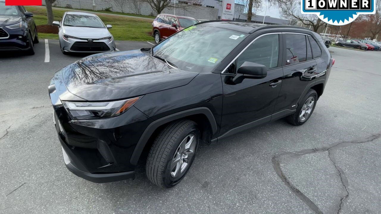 2025 Toyota RAV4 Hybrid LE White River Junction VT