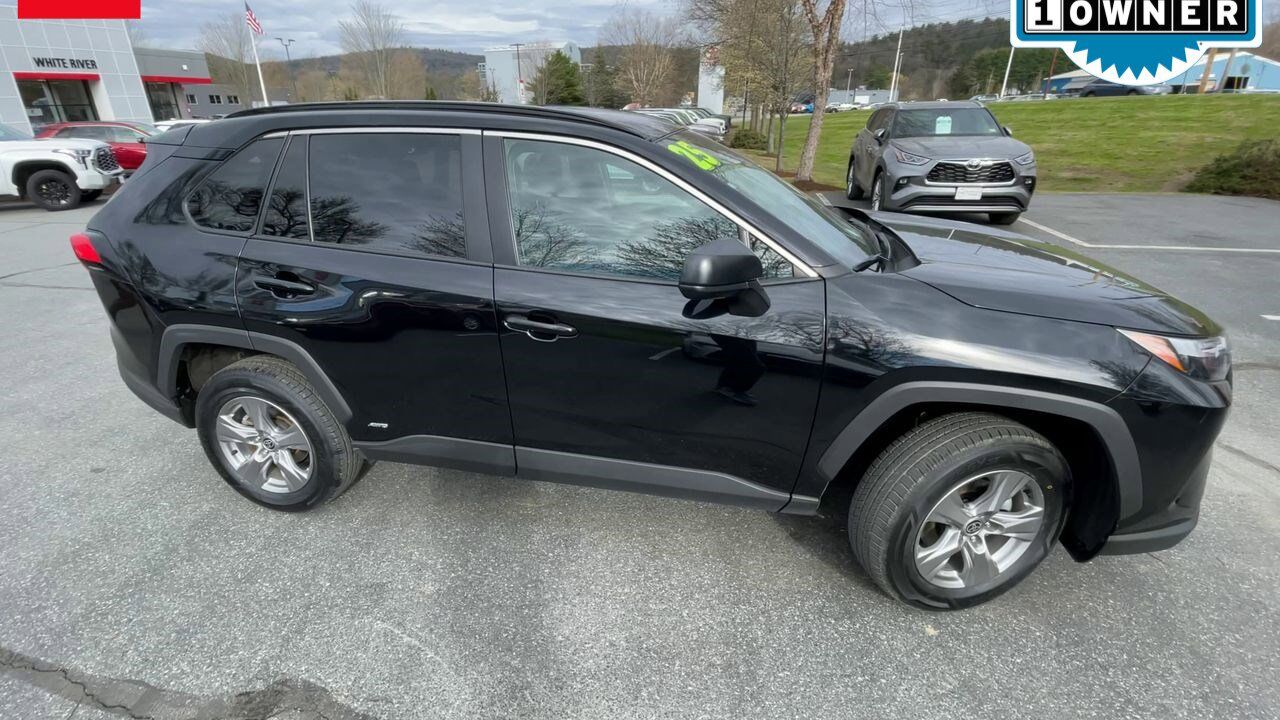 2025 Toyota RAV4 Hybrid LE White River Junction VT