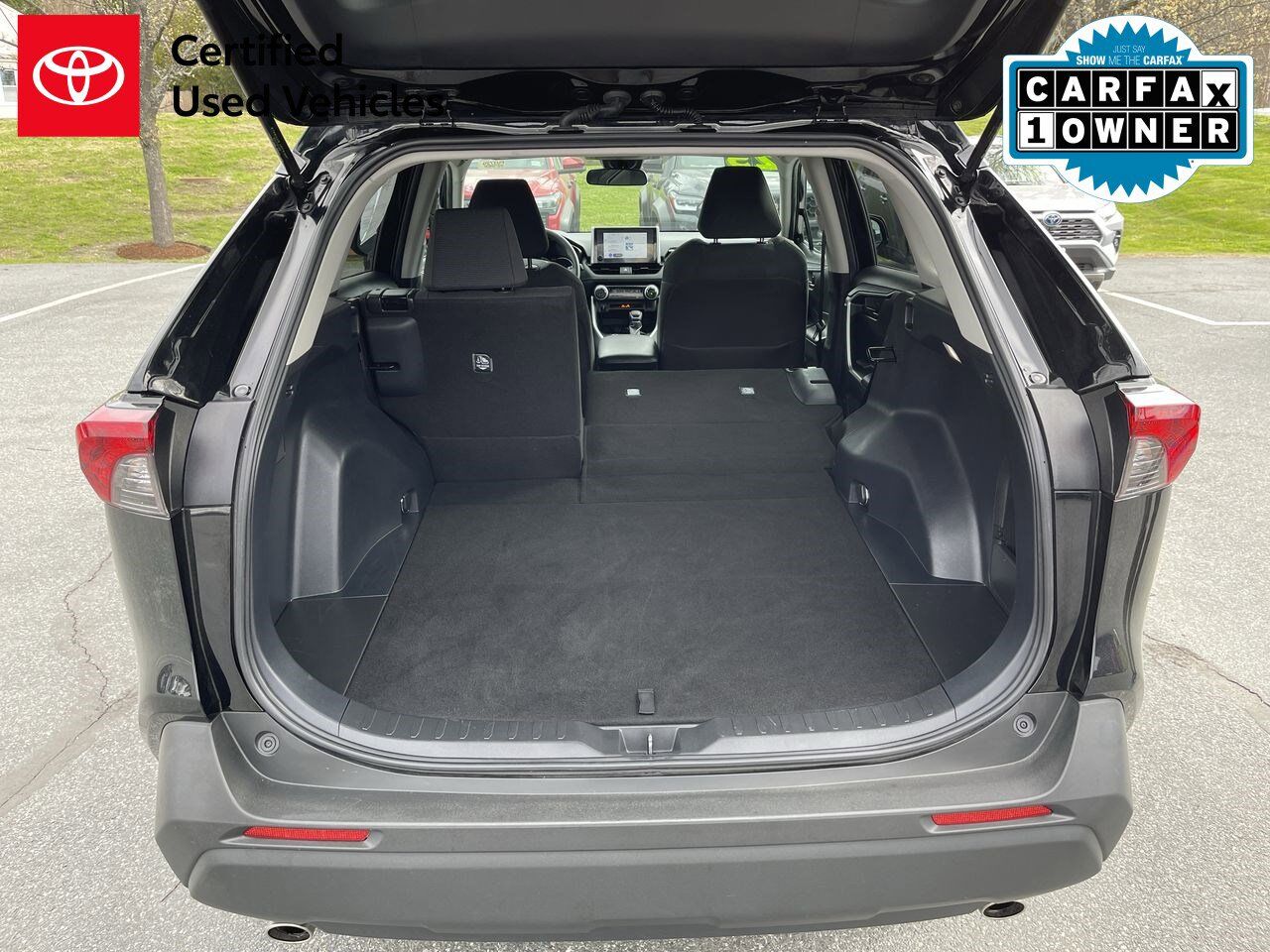 2025 Toyota RAV4 Hybrid LE White River Junction VT