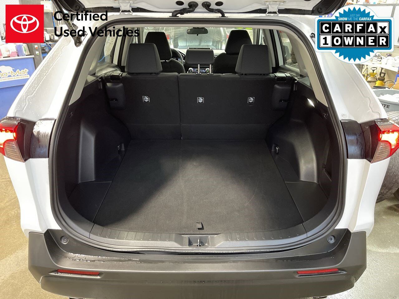 2025 Toyota RAV4 Hybrid LE White River Junction VT