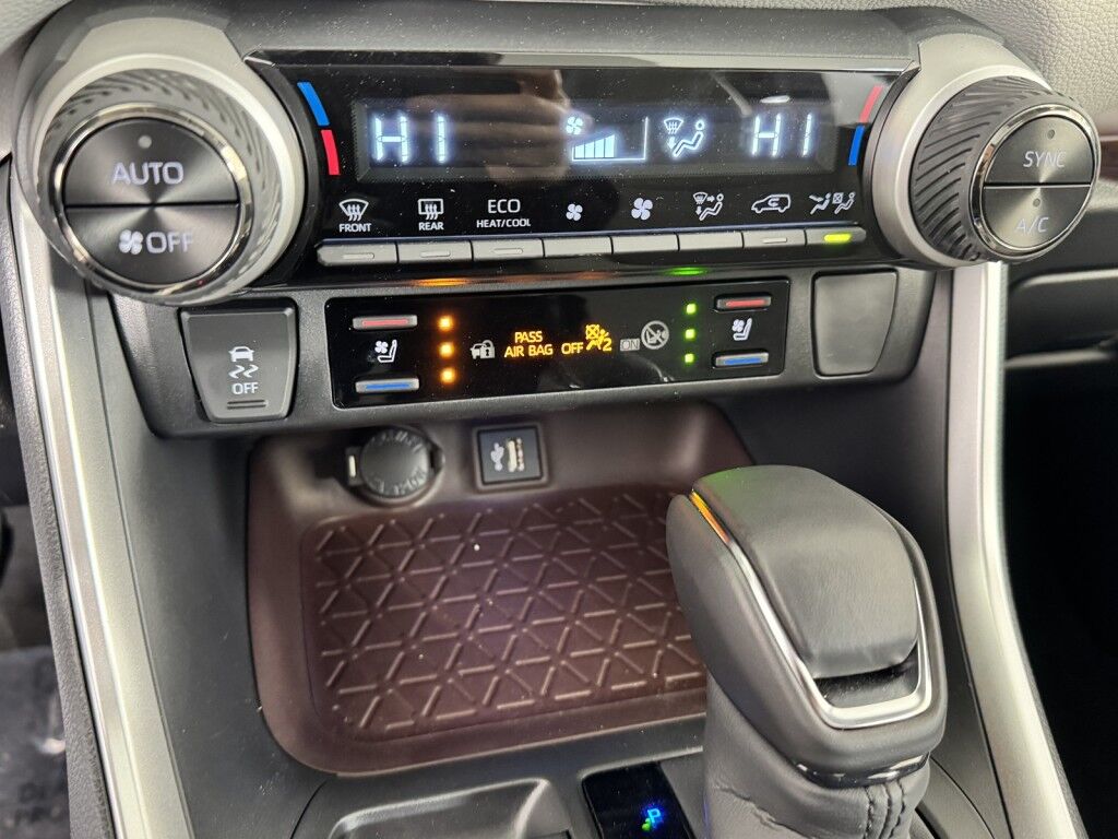 2025 Toyota RAV4 Hybrid Limited AWD Maumee OH