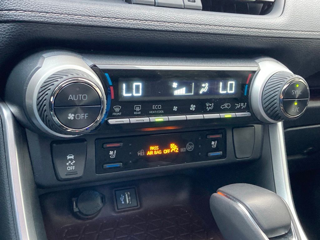 2025 Toyota RAV4 Hybrid Limited San Antonio TX