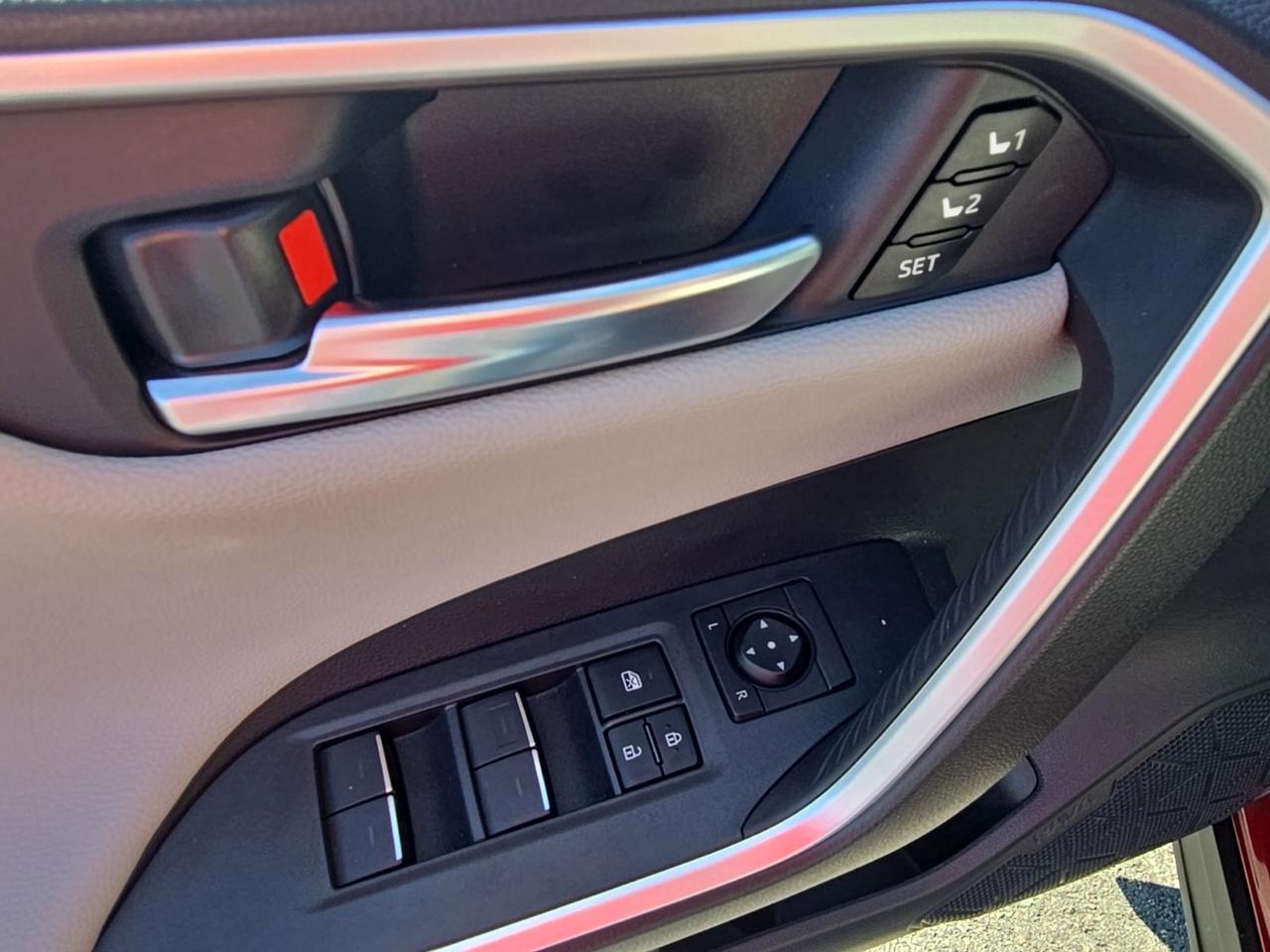 2025 Toyota RAV4 Hybrid Limited Fredericksburg VA