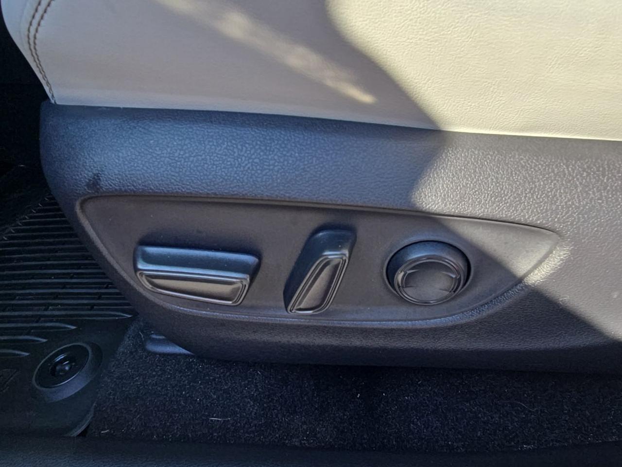 2025 Toyota RAV4 Hybrid Limited Fredericksburg VA