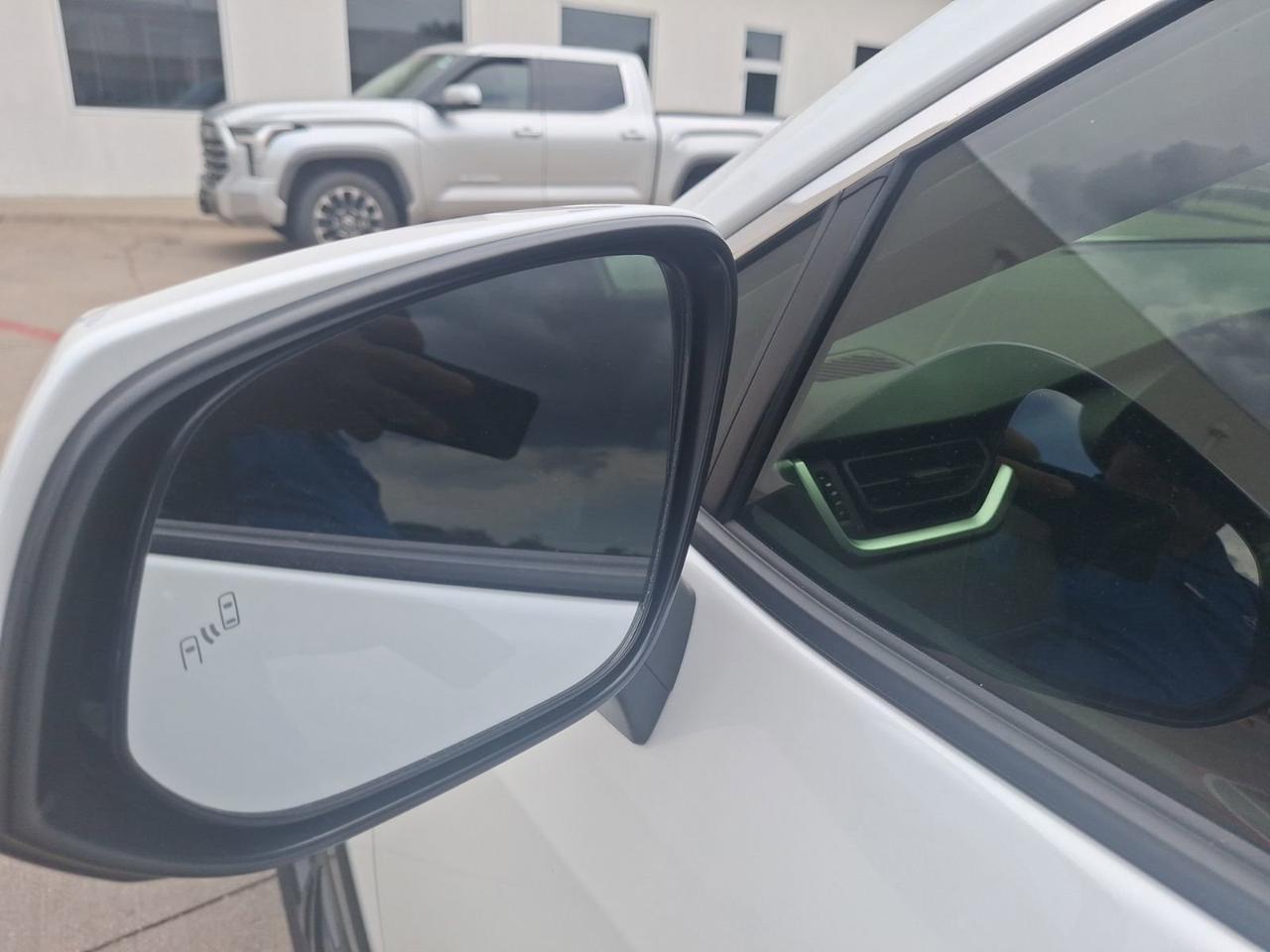 2025 Toyota RAV4 Hybrid SE Hurst TX