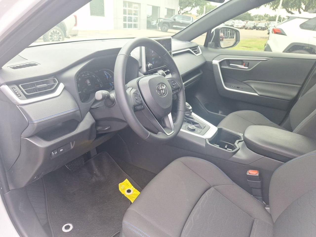 2025 Toyota RAV4 Hybrid SE Hurst TX