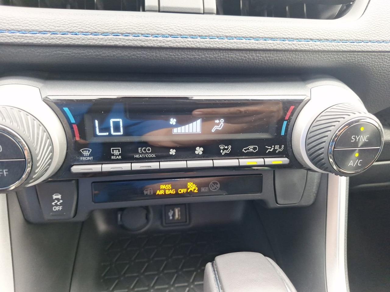 2025 Toyota RAV4 Hybrid SE Hurst TX