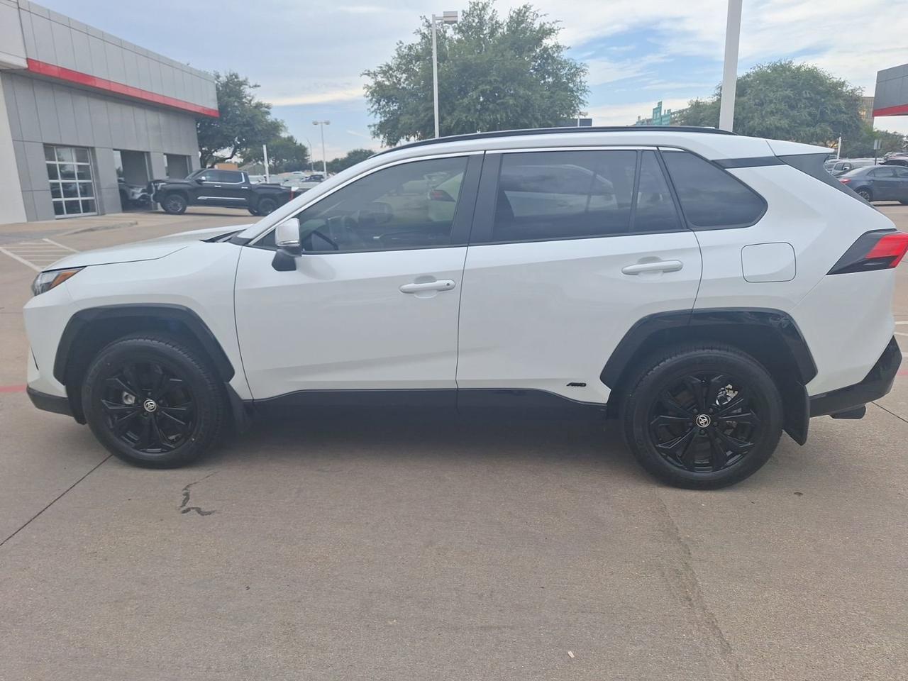 2025 Toyota RAV4 Hybrid SE Hurst TX