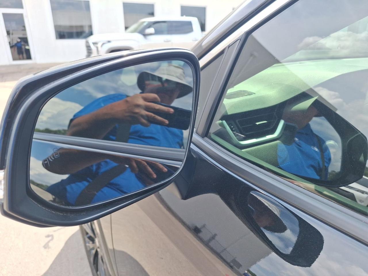 2025 Toyota RAV4 Hybrid SE Hurst TX