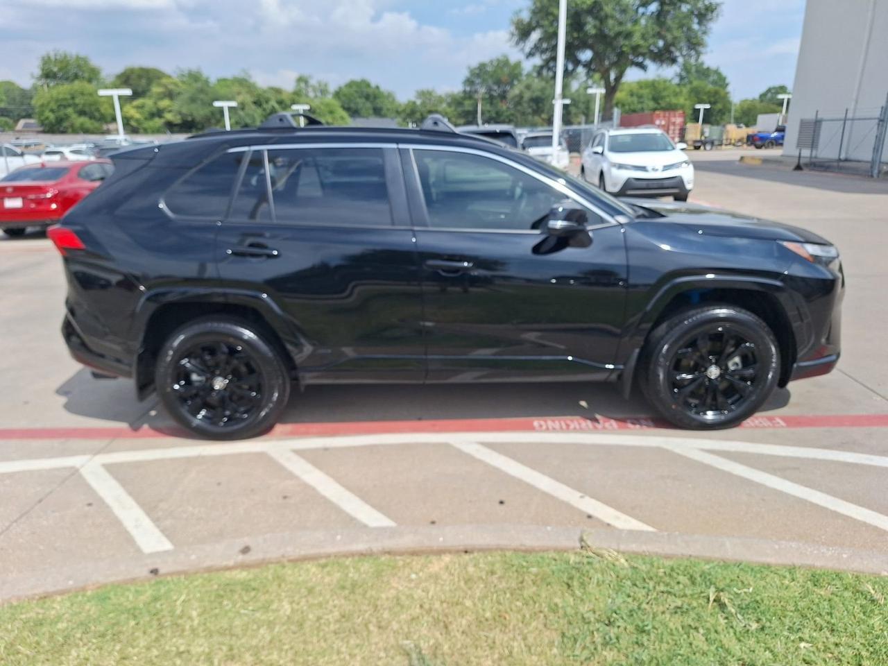 2025 Toyota RAV4 Hybrid SE Hurst TX