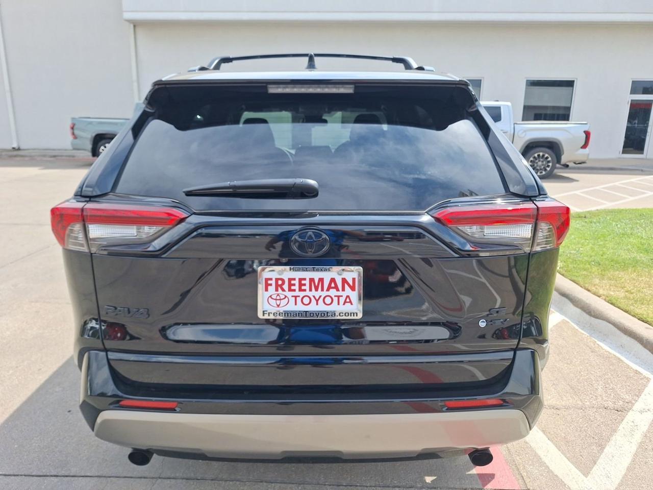 2025 Toyota RAV4 Hybrid SE Hurst TX
