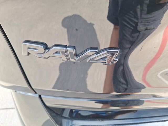 2025 Toyota RAV4 Hybrid SE Hurst TX