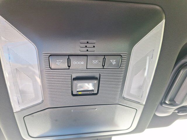 2025 Toyota RAV4 Hybrid SE Hurst TX