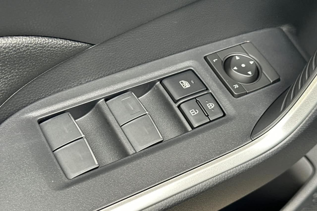 2025 Toyota RAV4 Hybrid SE Roseville CA