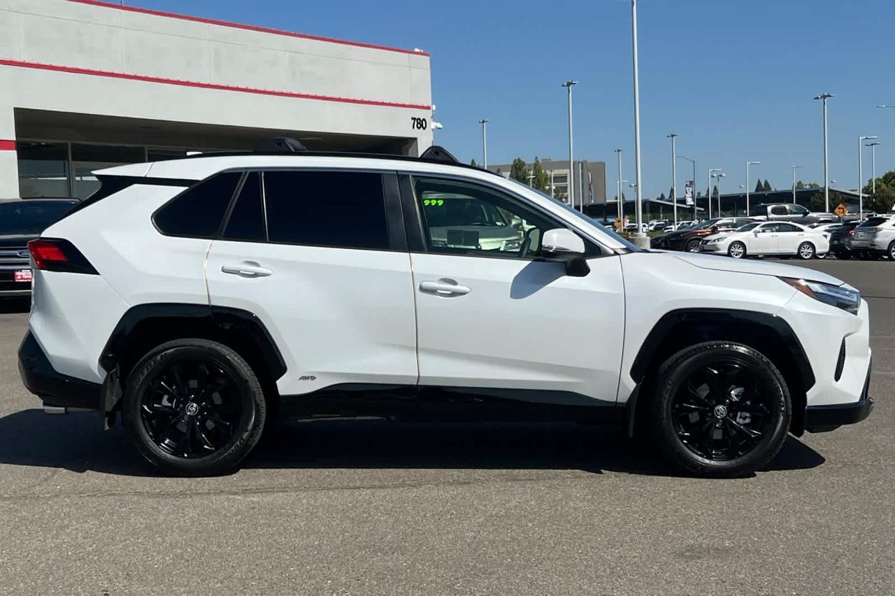 2025 Toyota RAV4 Hybrid SE Roseville CA