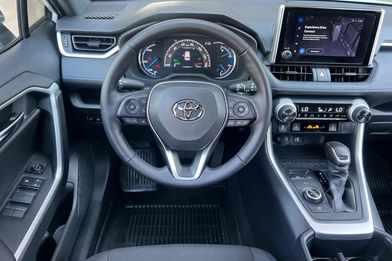 2025 Toyota RAV4 Hybrid SE Roseville CA
