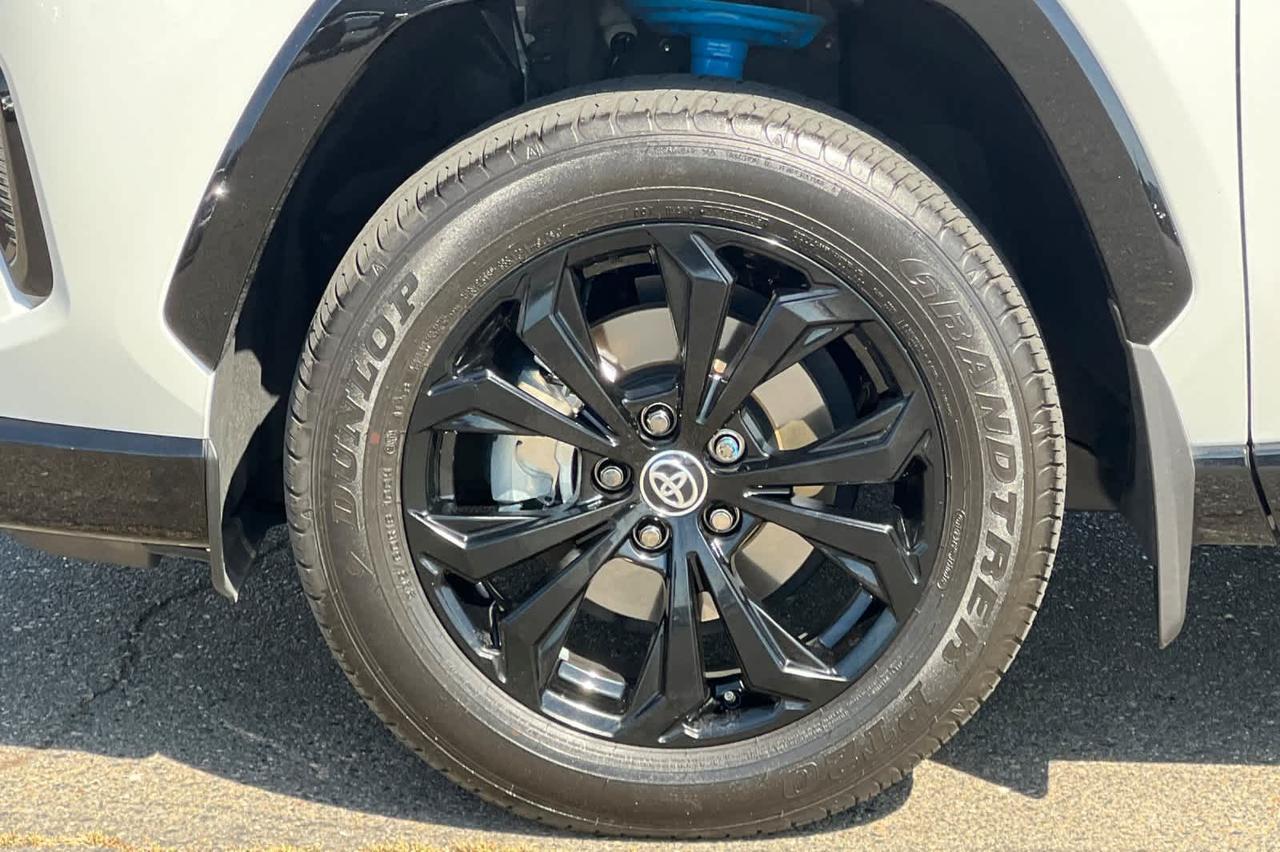 2025 Toyota RAV4 Hybrid SE Roseville CA