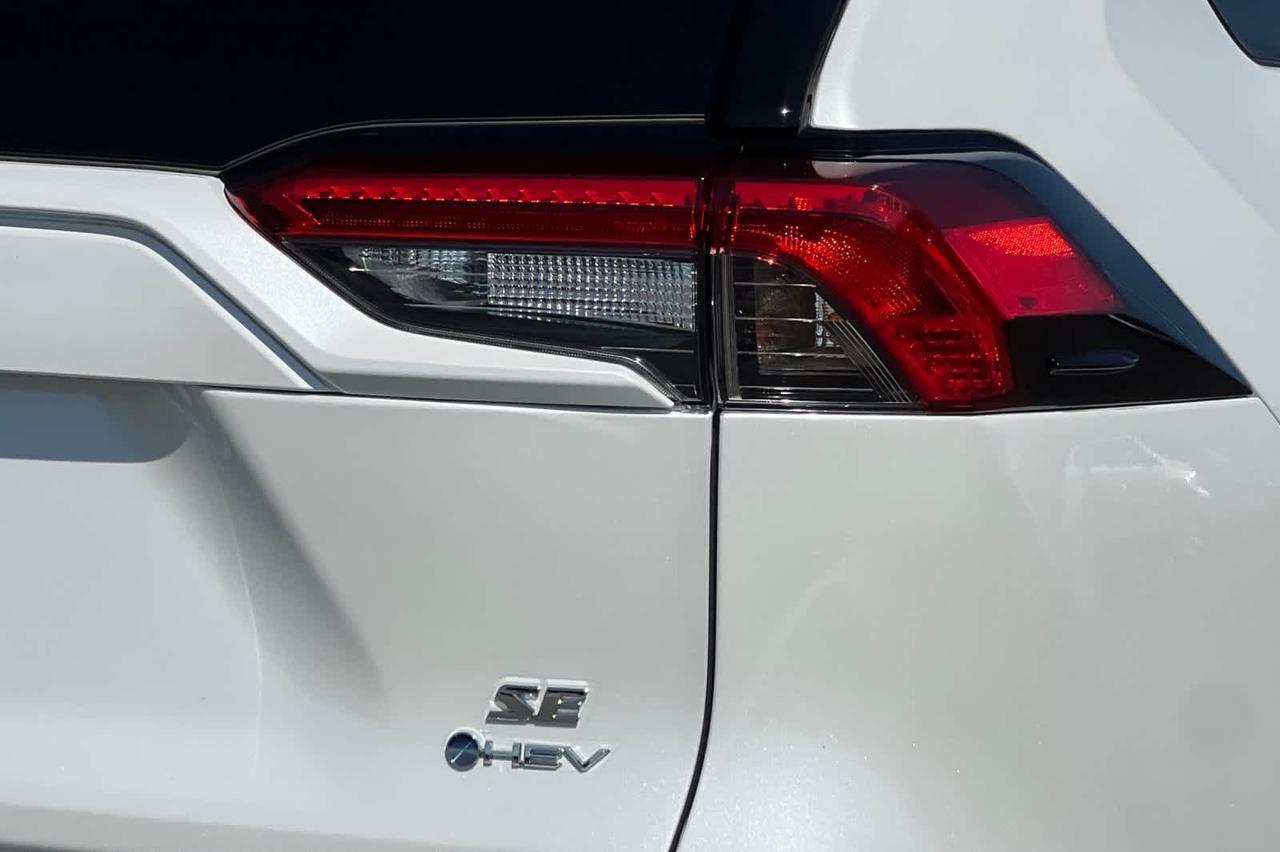 2025 Toyota RAV4 Hybrid SE Roseville CA