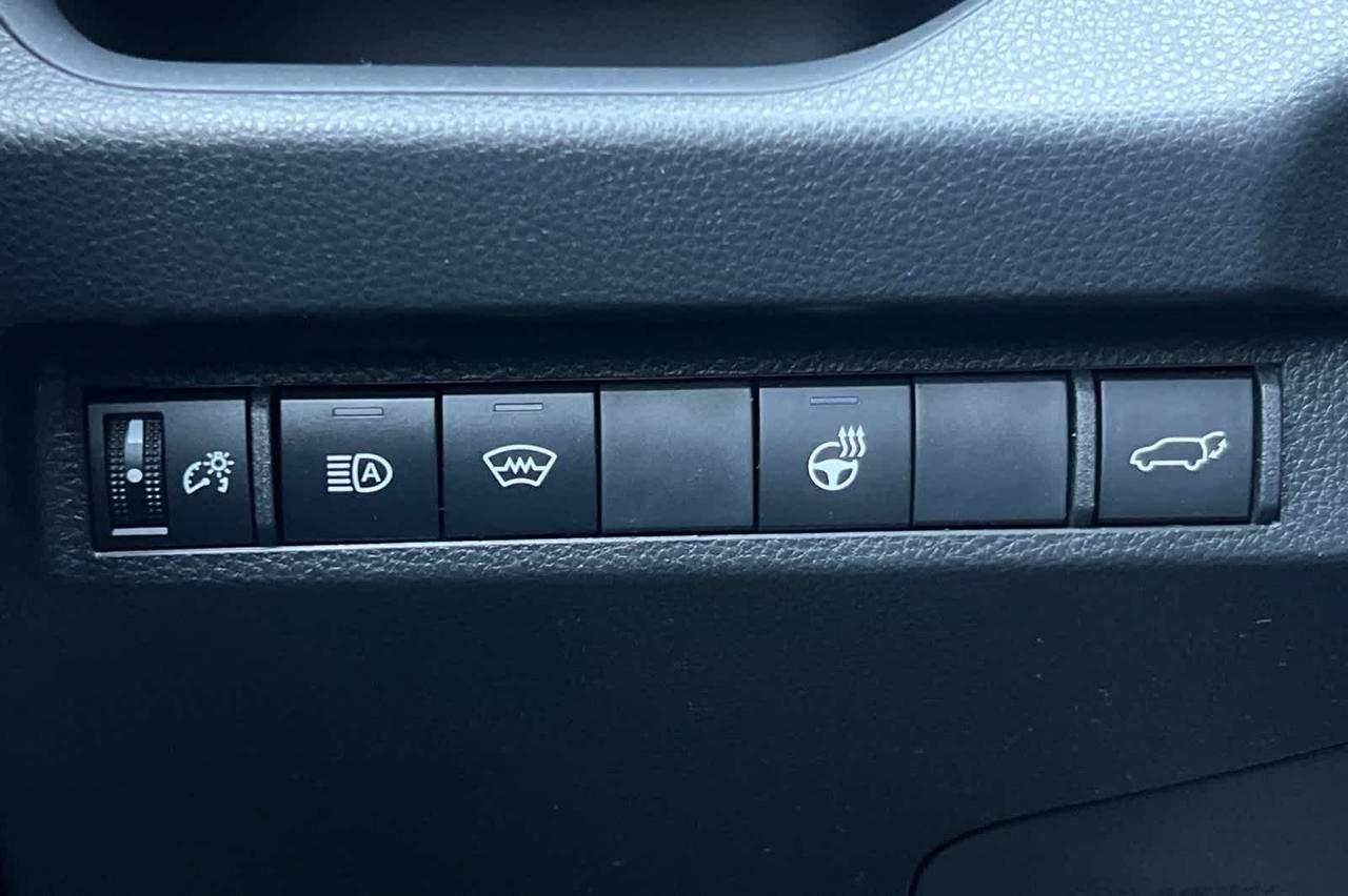 2025 Toyota RAV4 Hybrid SE Roseville CA