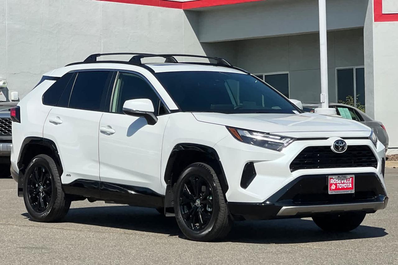 2025 Toyota RAV4 Hybrid SE Roseville CA