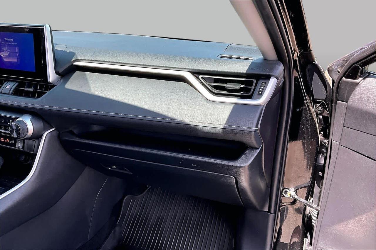 2025 Toyota RAV4 Hybrid Woodland Folsom CA