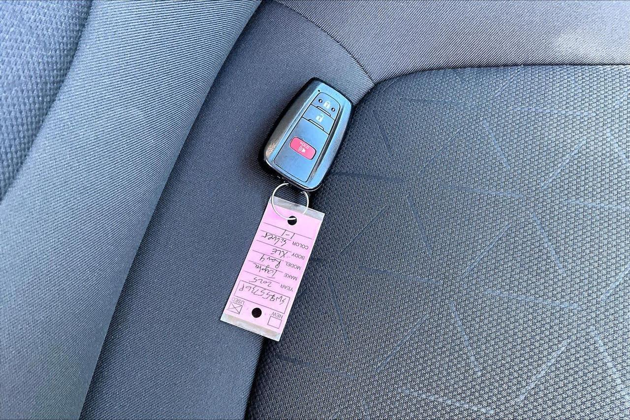 2025 Toyota RAV4 Hybrid XLE Folsom CA