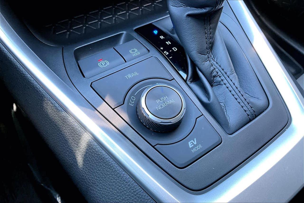2025 Toyota RAV4 Hybrid XLE Folsom CA