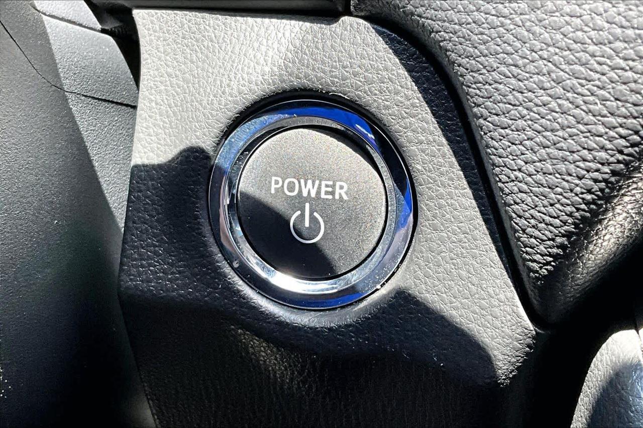 2025 Toyota RAV4 Hybrid XLE Folsom CA