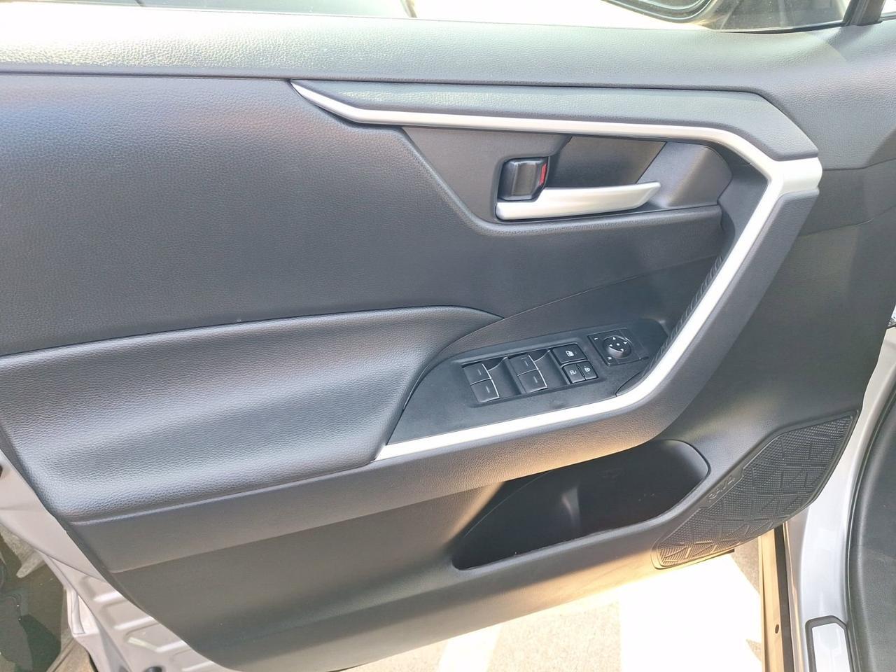 2025 Toyota RAV4 Hybrid XLE Hurst TX