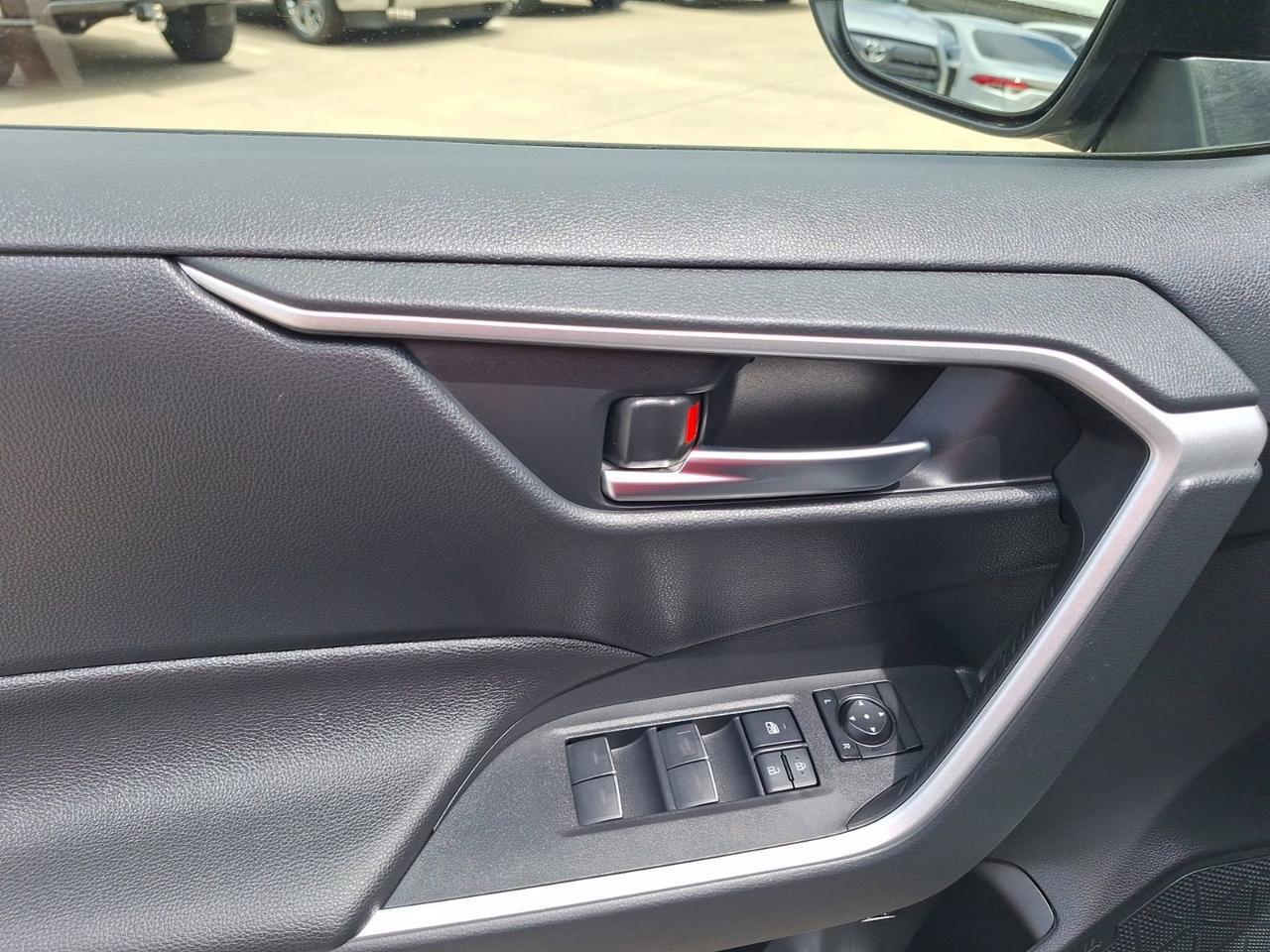 2025 Toyota RAV4 Hybrid XLE Hurst TX