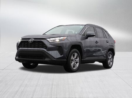 Toyota RAV4 Hybrid XLE 2025
