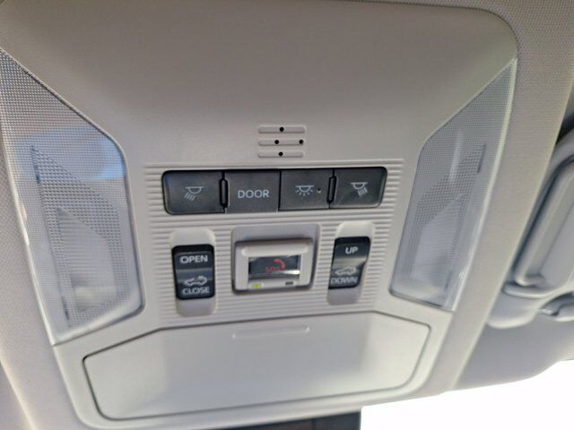 2025 Toyota RAV4 Hybrid XLE Premium Hurst TX