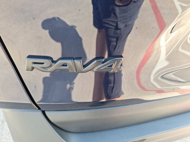 2025 Toyota RAV4 Hybrid XLE Premium Hurst TX