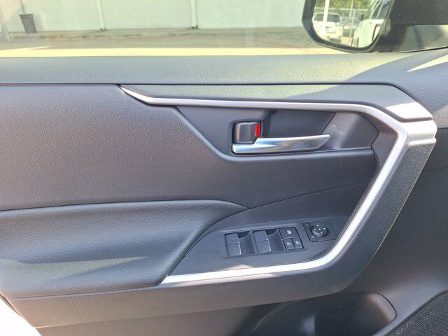 2025 Toyota RAV4 Hybrid XLE Premium Hurst TX