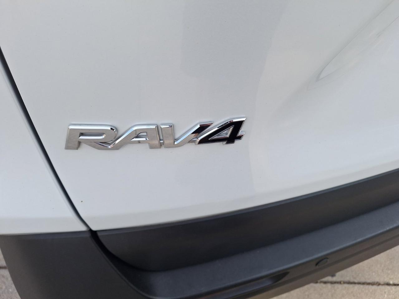 2025 Toyota RAV4 Hybrid XLE Premium Hurst TX